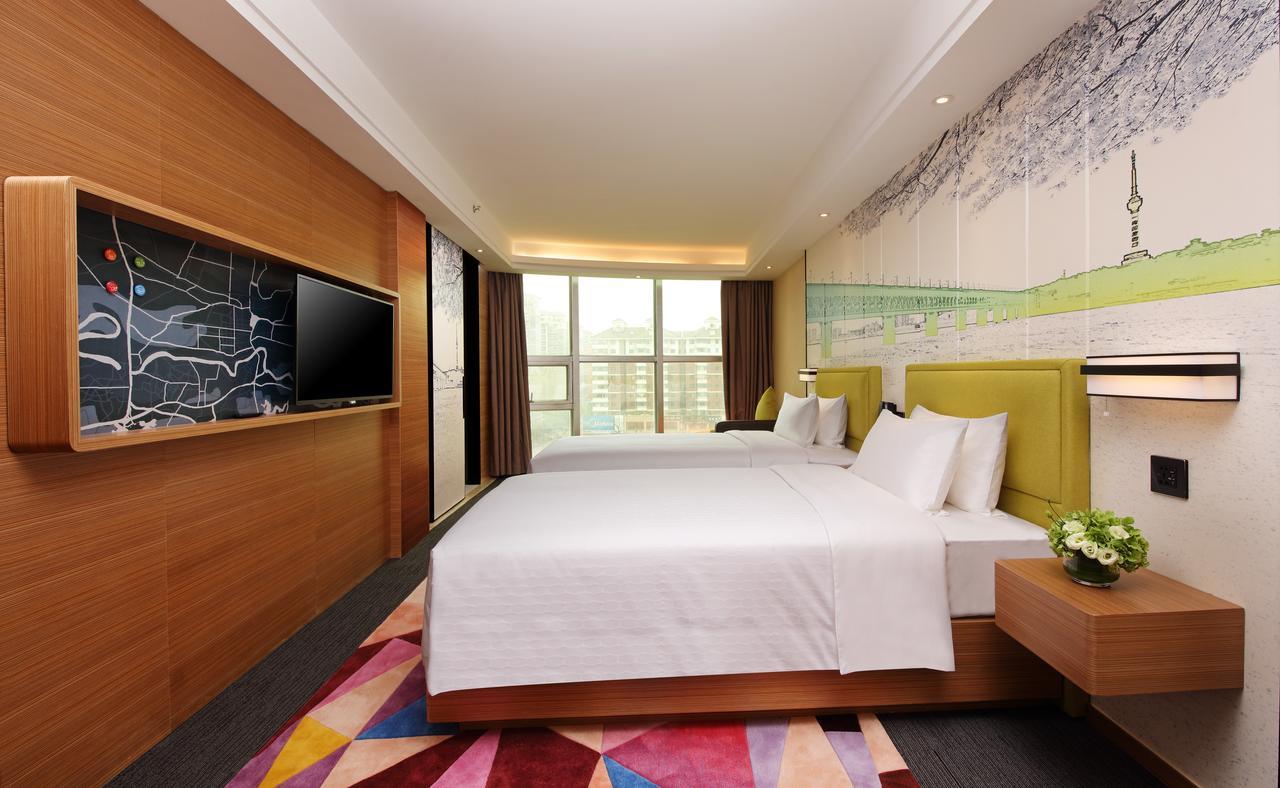 Hampton By Hilton Wuhan Tianhe Airport East Exterior photo